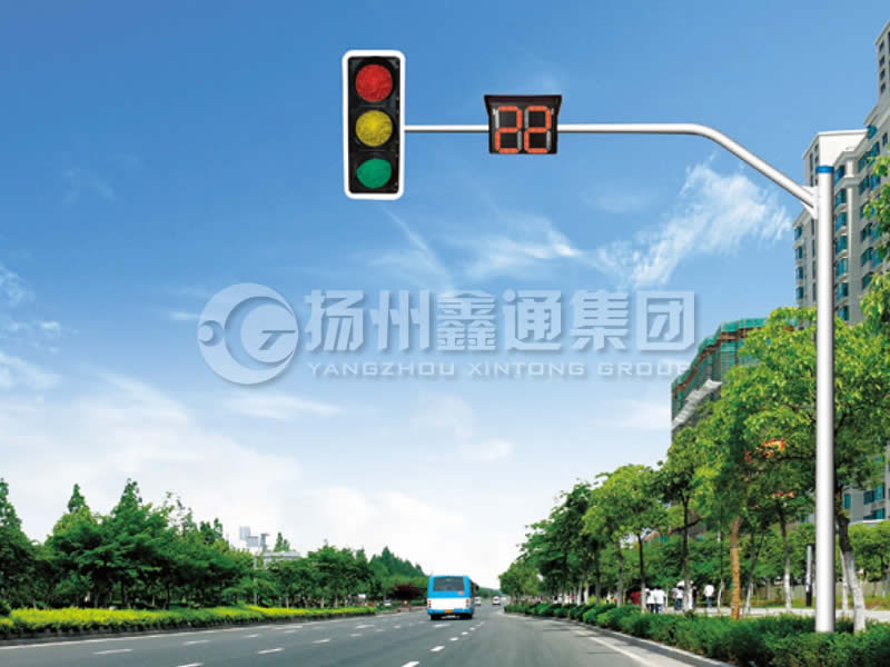 XHDG-010，彎臂信號燈桿，臨沂信號燈桿